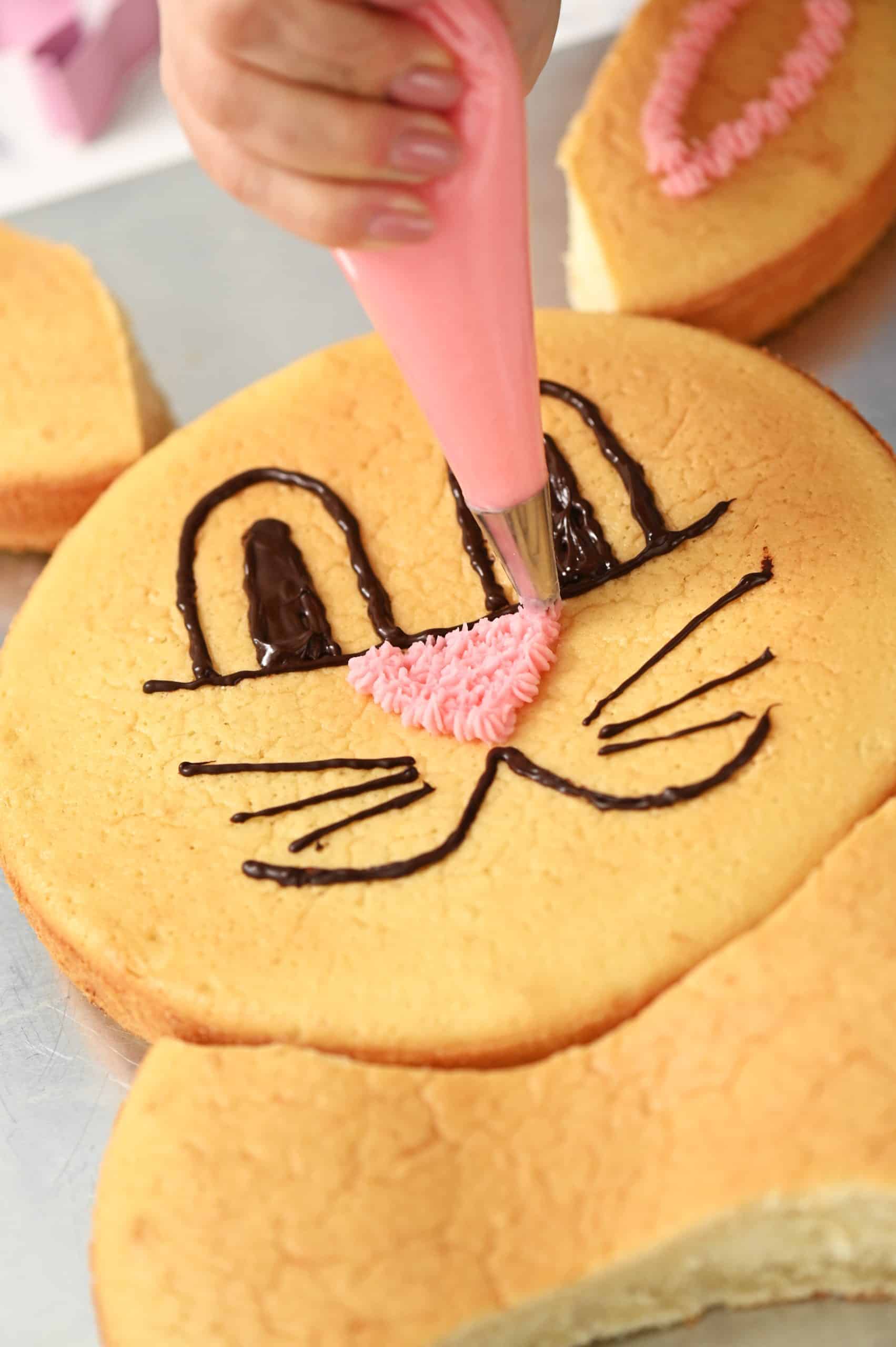 how to frost the easter bunny cake
