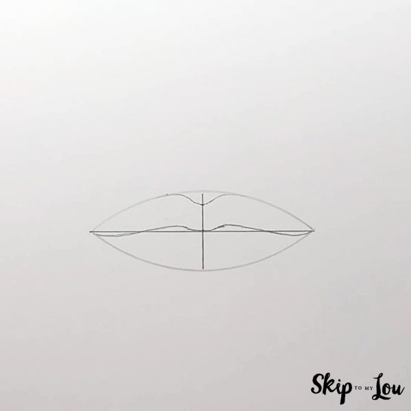 Step 4 - how to draw lips. Details on top lip - Skip to my Lou