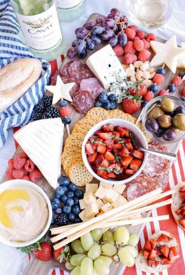 eat yourself skinny includes healthy options like strawberry salsa, cheese, olives, hummus, and more.