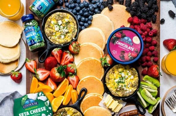 Litehouse foods has skillets of eggs, fruits, and delicious dip options. 