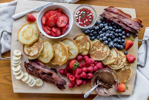 Texaz Taste includes sprinkles, strawberries, bananas, and Nutella. 