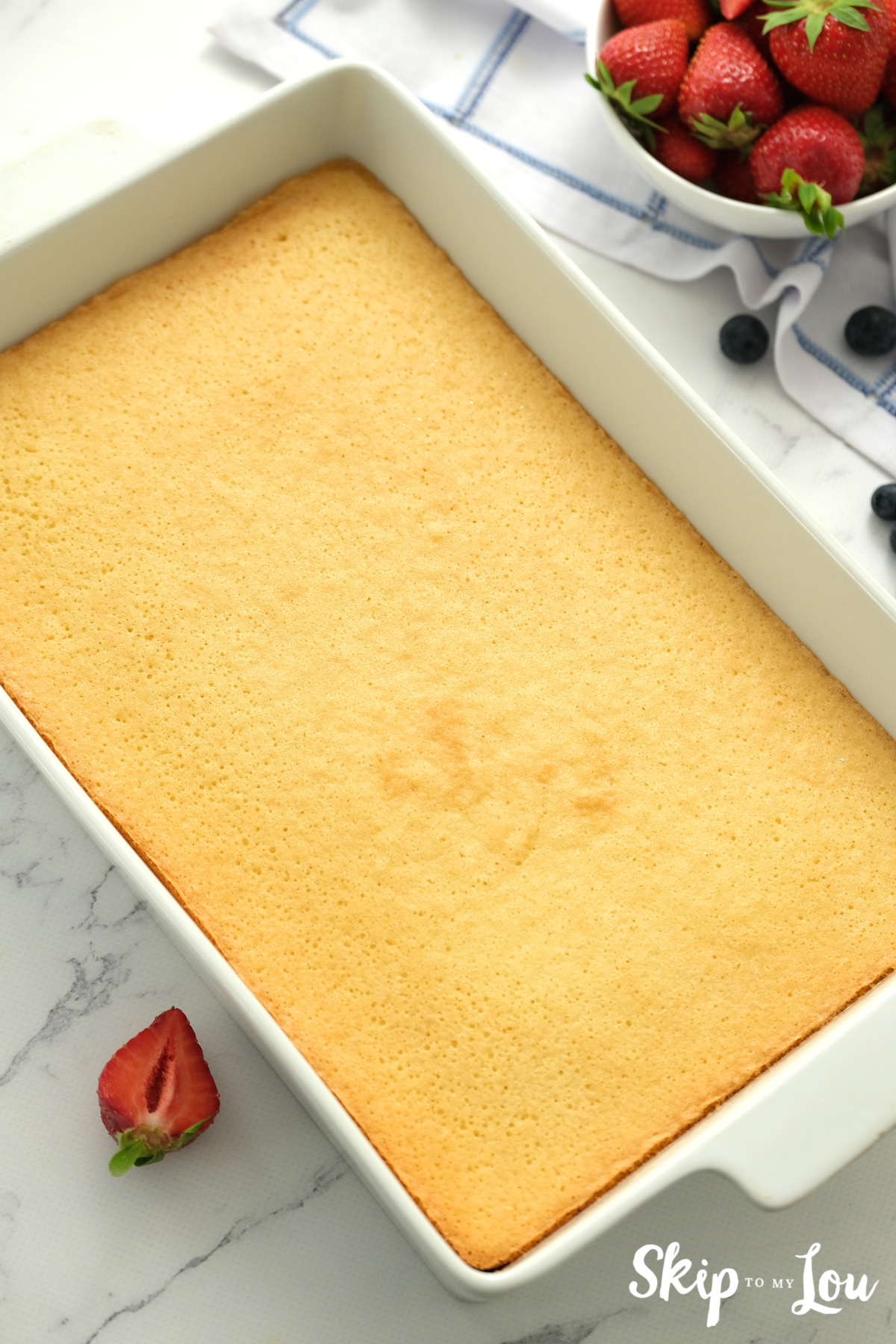 baked white cake