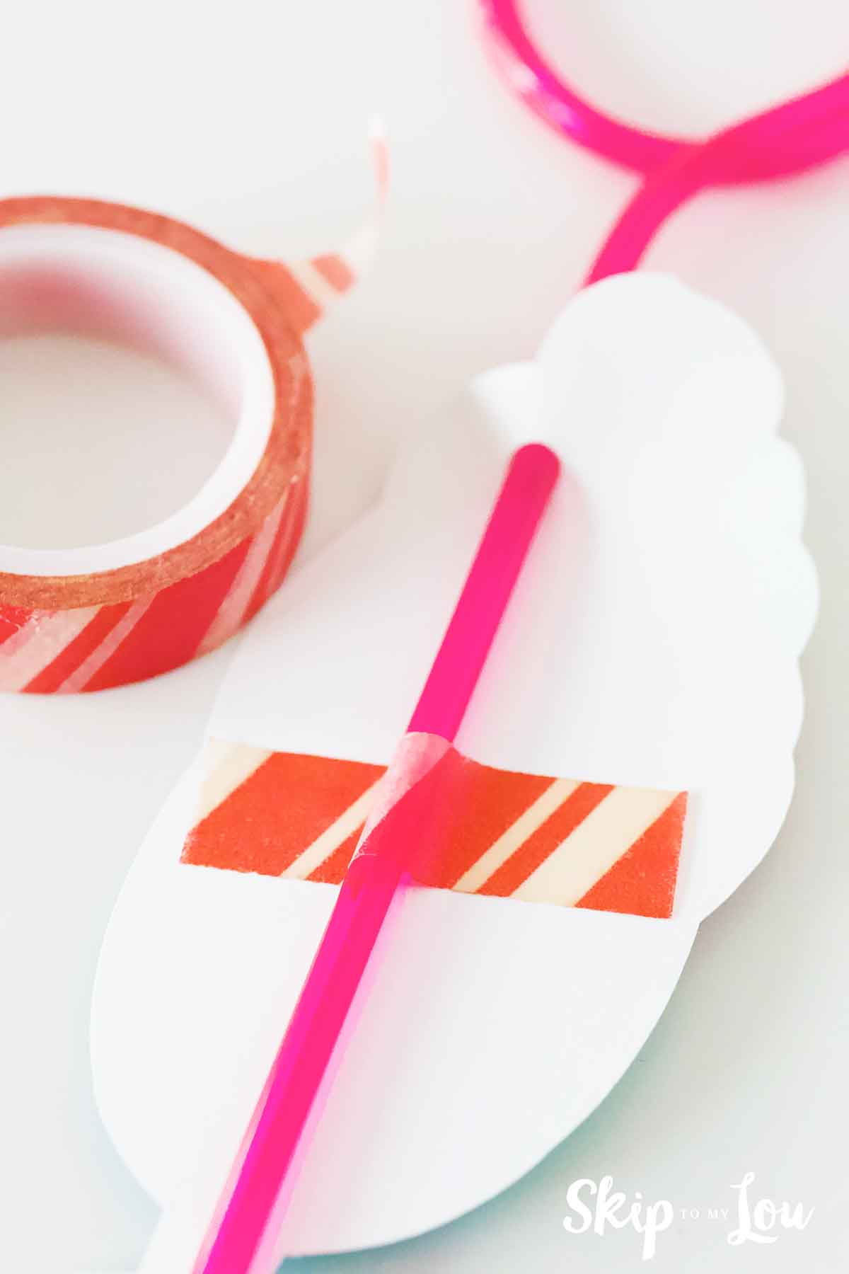 fasten straw on back of sundae with washi tape