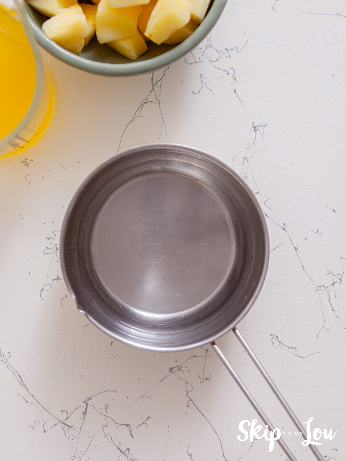 The sugar-free syrup is set aside in the skillet once boiled.