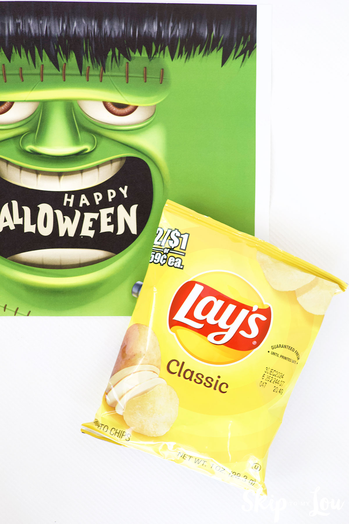 cut of top and bottom
margin of halloween chip bag template