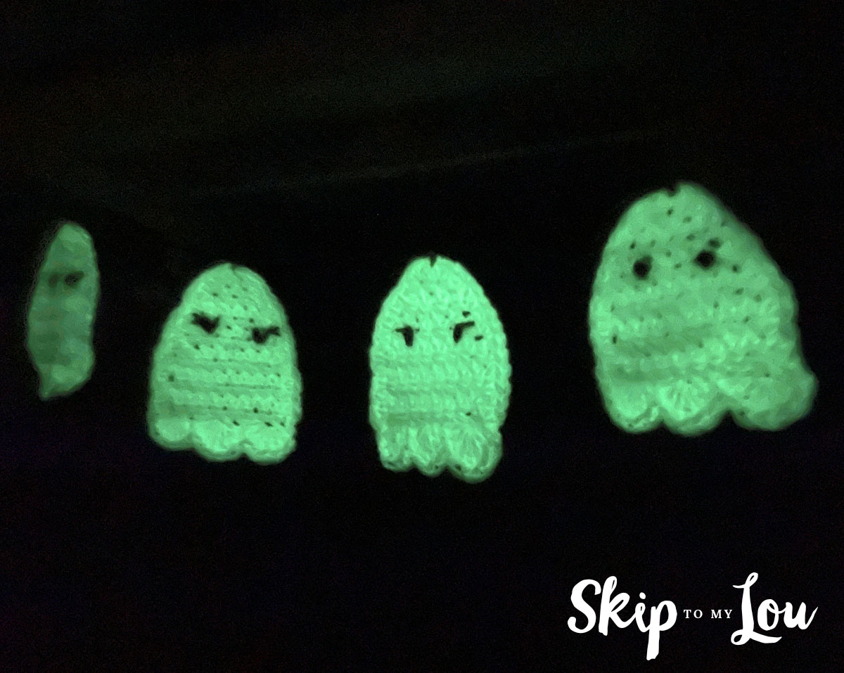 crochet ghost garland